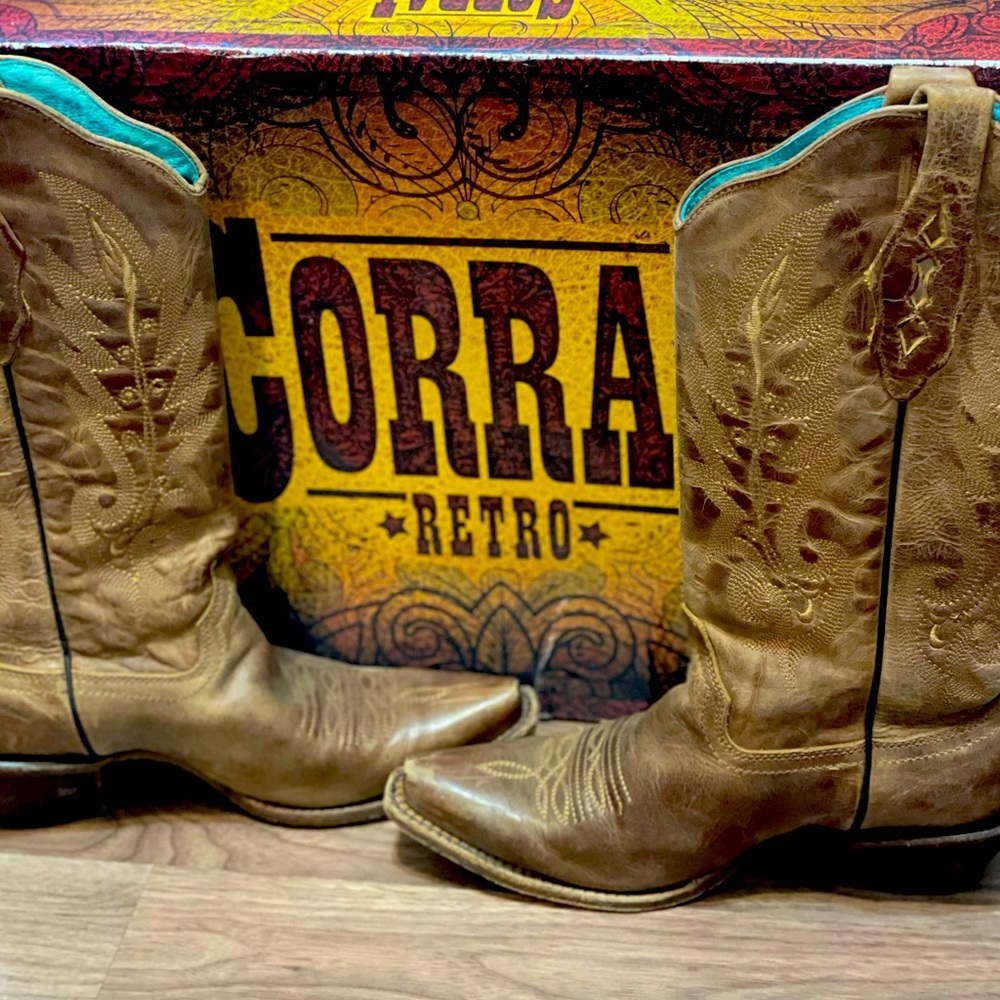 CORRAL Cowboy Boots